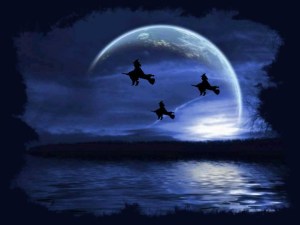 tre häxor på väg mot Blåkulla